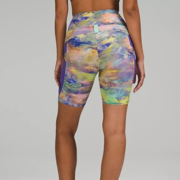 Lululemon Cargo SHR Hiking Short 8" Gym Athletic Athleisure Yoga Activewear - Picture 2 of 5